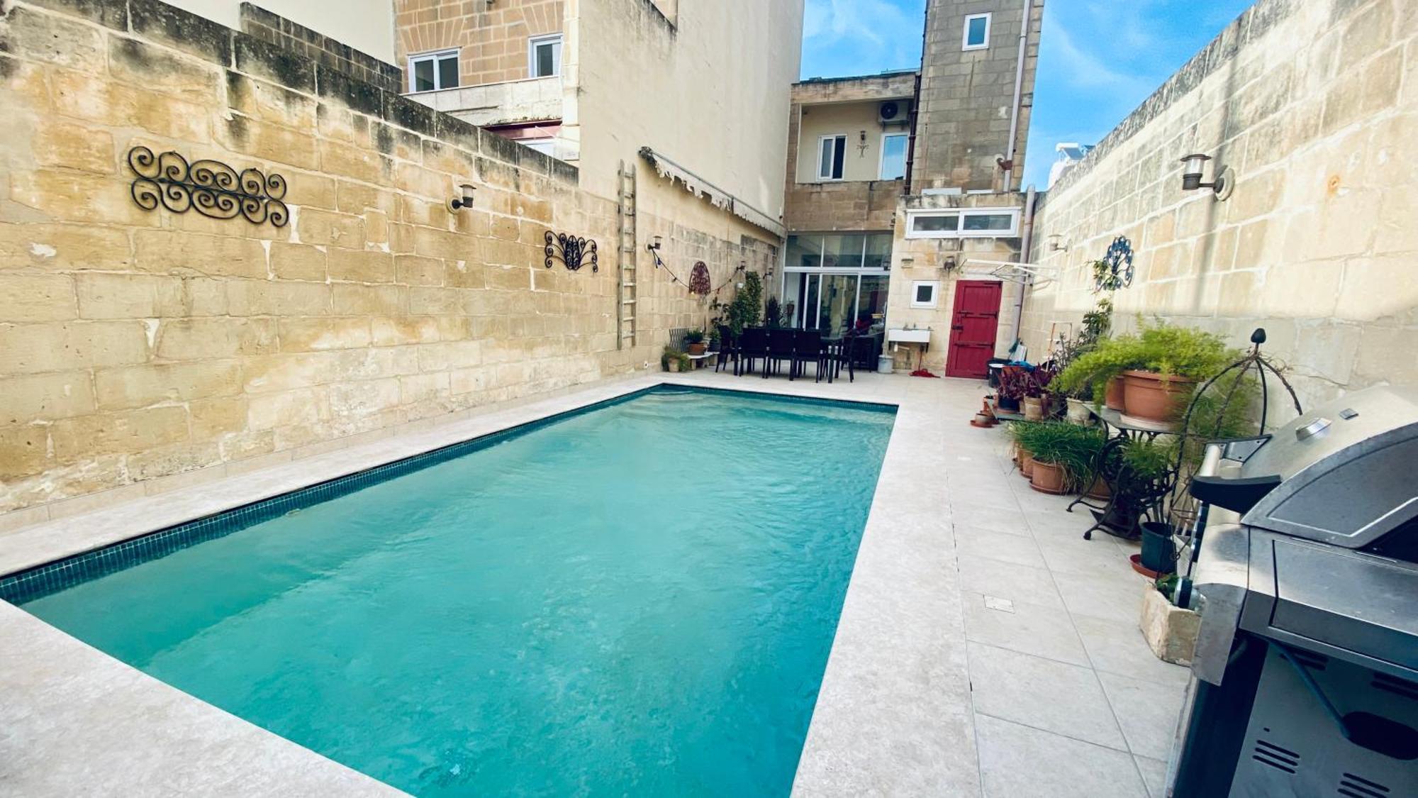 Appartement Free Breakfast, Pool, Spacious Aircon Hideaway à Mosta Extérieur photo