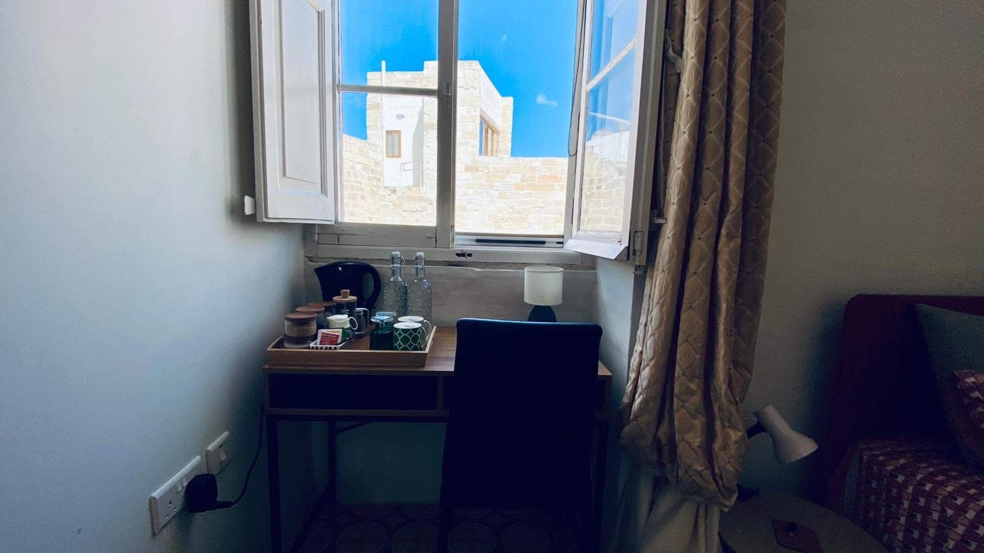 Appartement Free Breakfast, Pool, Spacious Aircon Hideaway à Mosta Extérieur photo